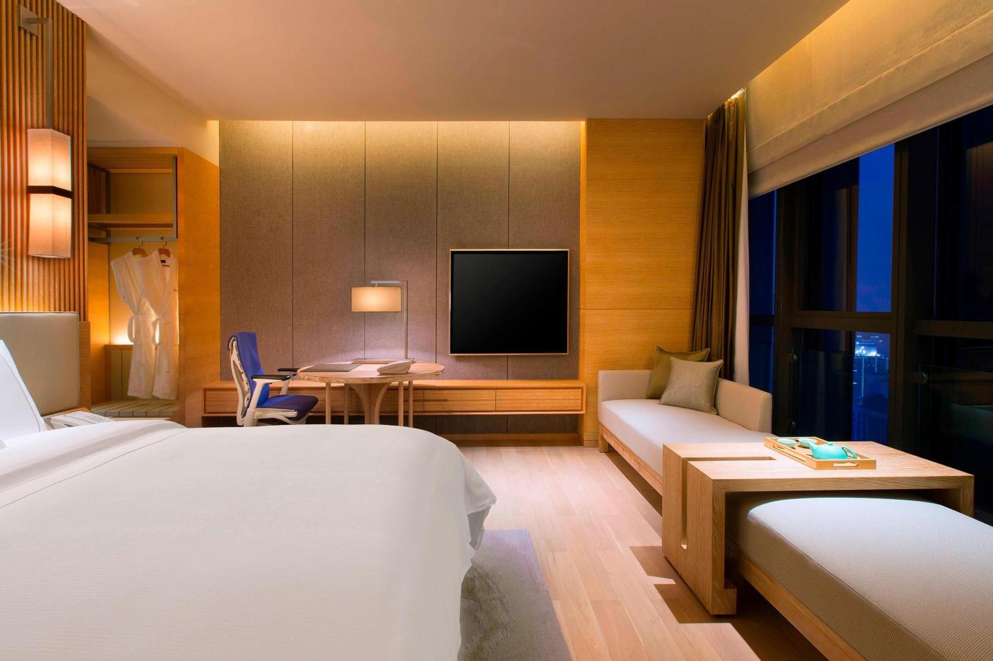 Hotel The Westin Chongqing Liberation Square Esterno foto