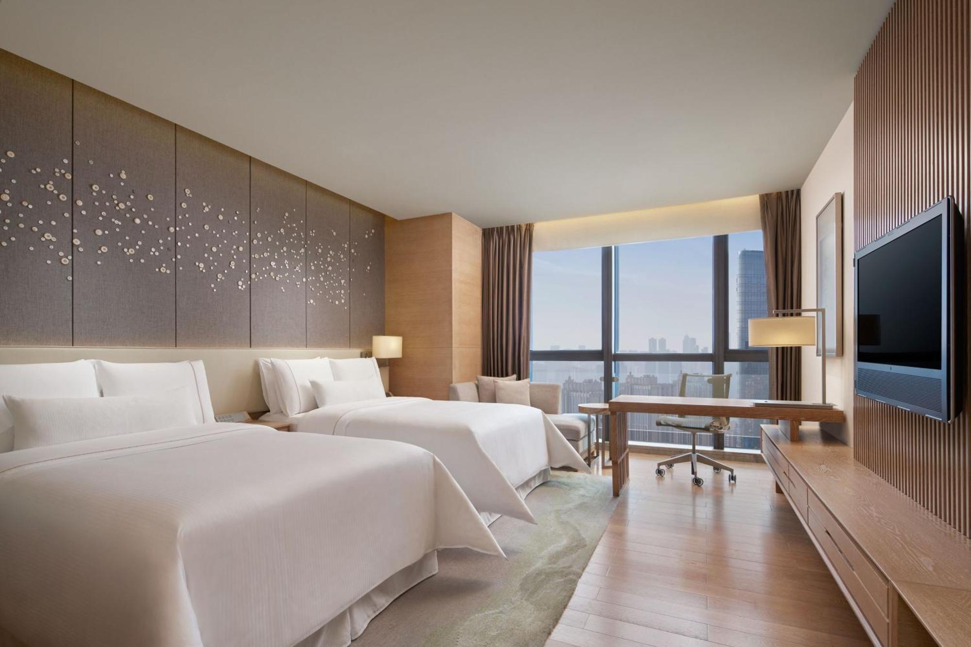 Hotel The Westin Chongqing Liberation Square Esterno foto